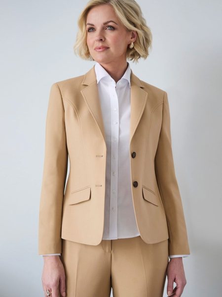 Margot Tailored Fit Jacket